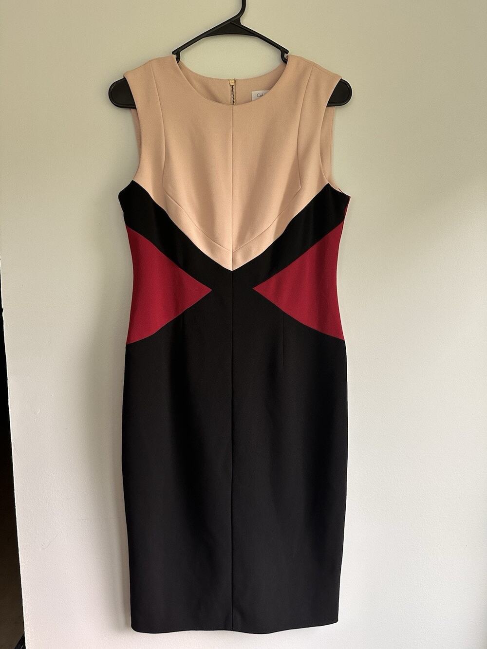 Calvin Klein Woman’s Size 6 Color Block Sheath Dress Pink Black Red Zips Back